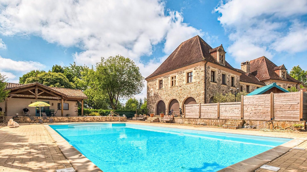 Sainte-Trie House | Stunning home in Sainte-Trie with WiFi