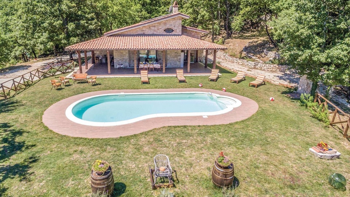 San Lupo House | Stunning home in San Lupo (BN)