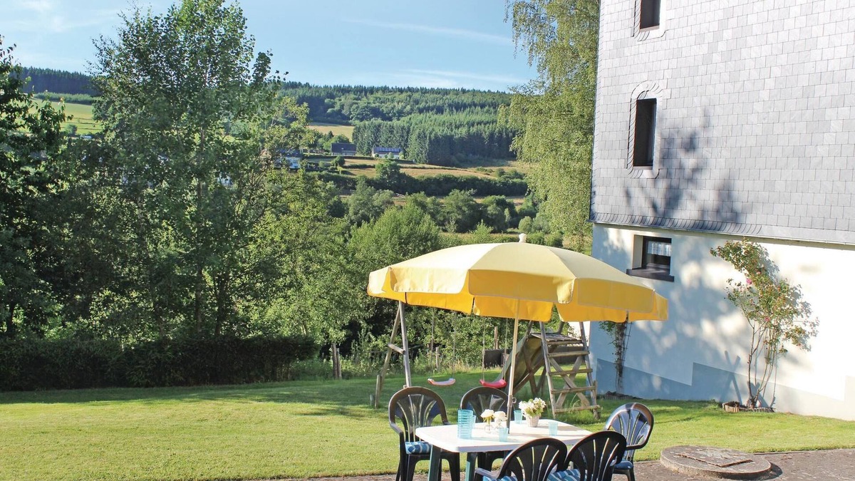 Medendorf House | Stunning home in Schönberg with WiFi