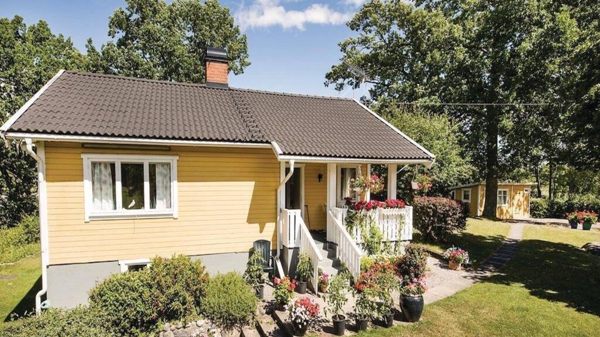Aspo House | Stunning home in Strängnäs with 2 Bedrooms
