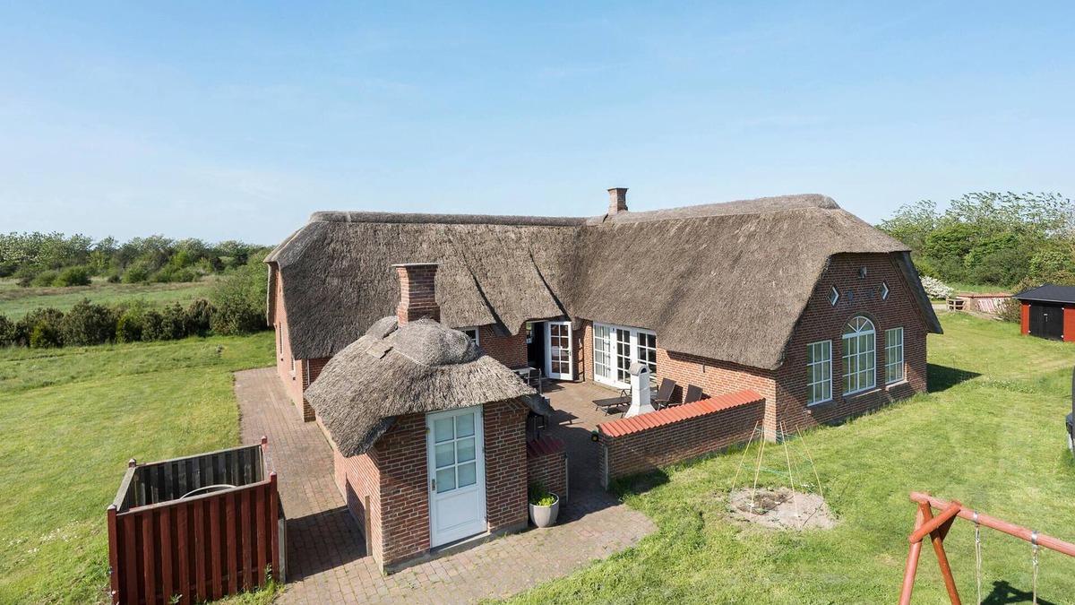 Øby House | Stunning home in Ulfborg with sauna