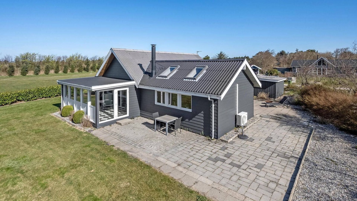 Thorsminde House | Stunning home in Vemb with WiFi