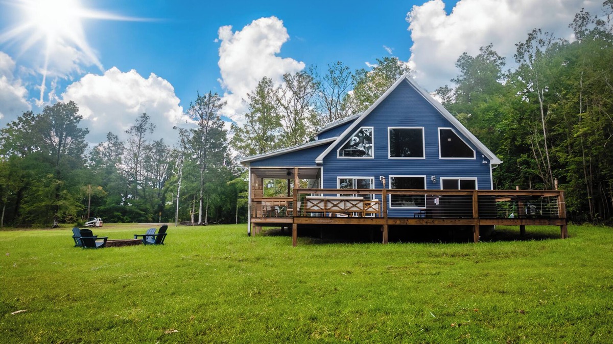 Cub Run House | Stunning Home Near Nolin Lake: Hot Tub + Fire Pit!
