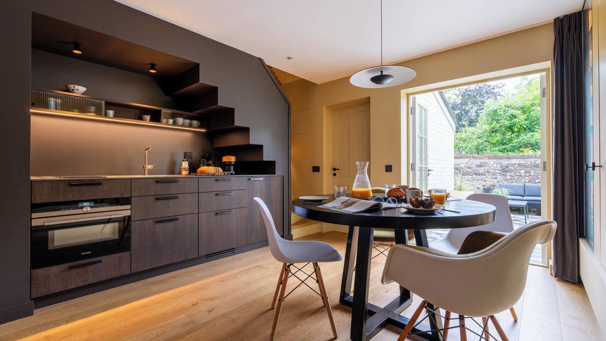 Winchester House | Stunning House in Central Winchester