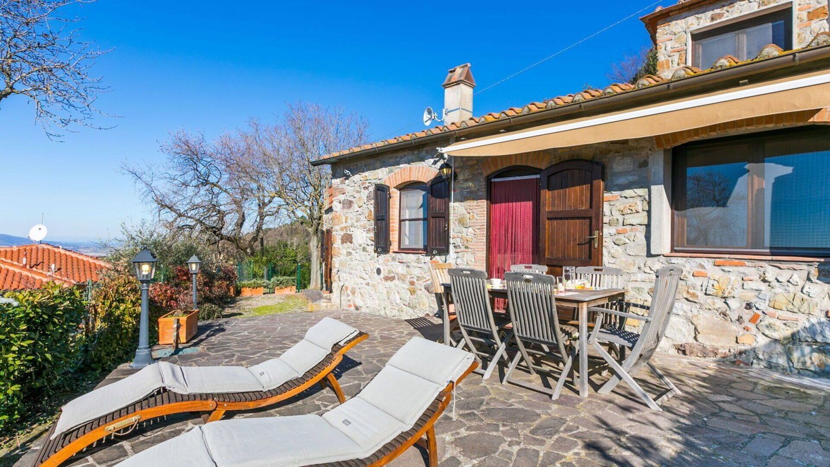 Castellina Marittima House | Stunning private villa with WIFI, hot tub, terrace, pets allowed, panoramic view and parking