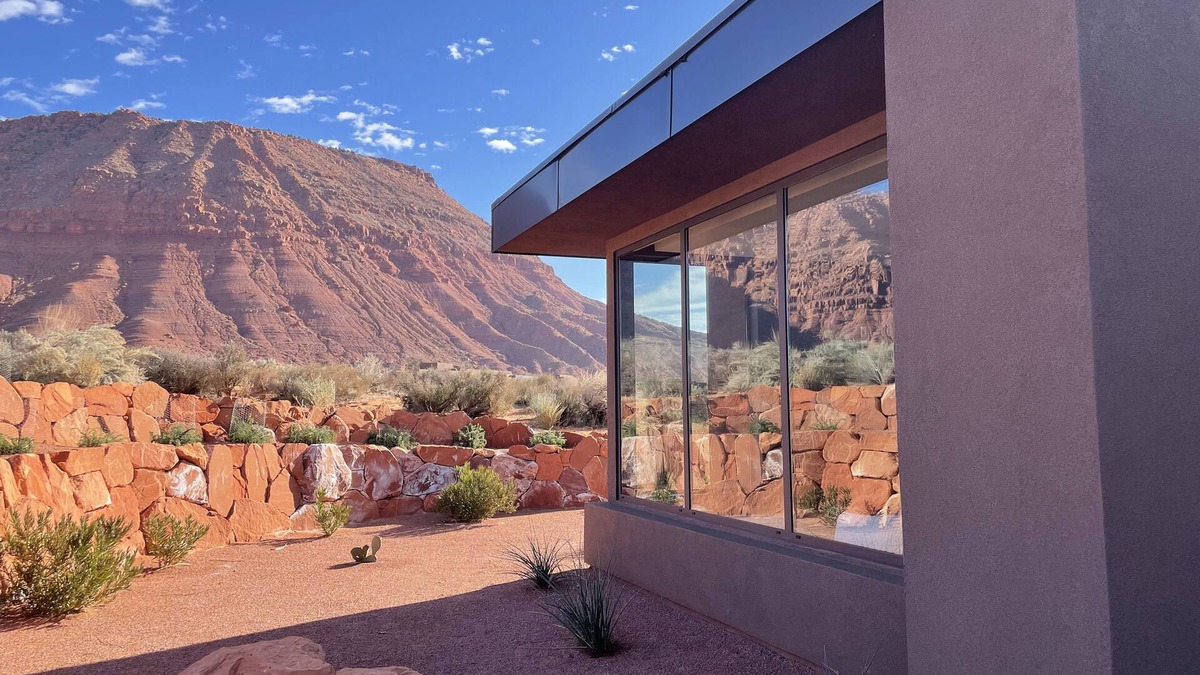 Ivins House | Stunning Kayenta Red Mountain Views!