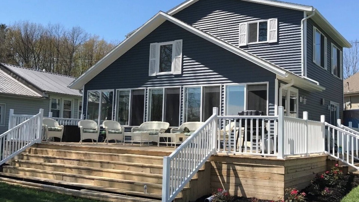 Northwest House | Stunning lake front home & everything is new! Direct access to Nettle Lake!