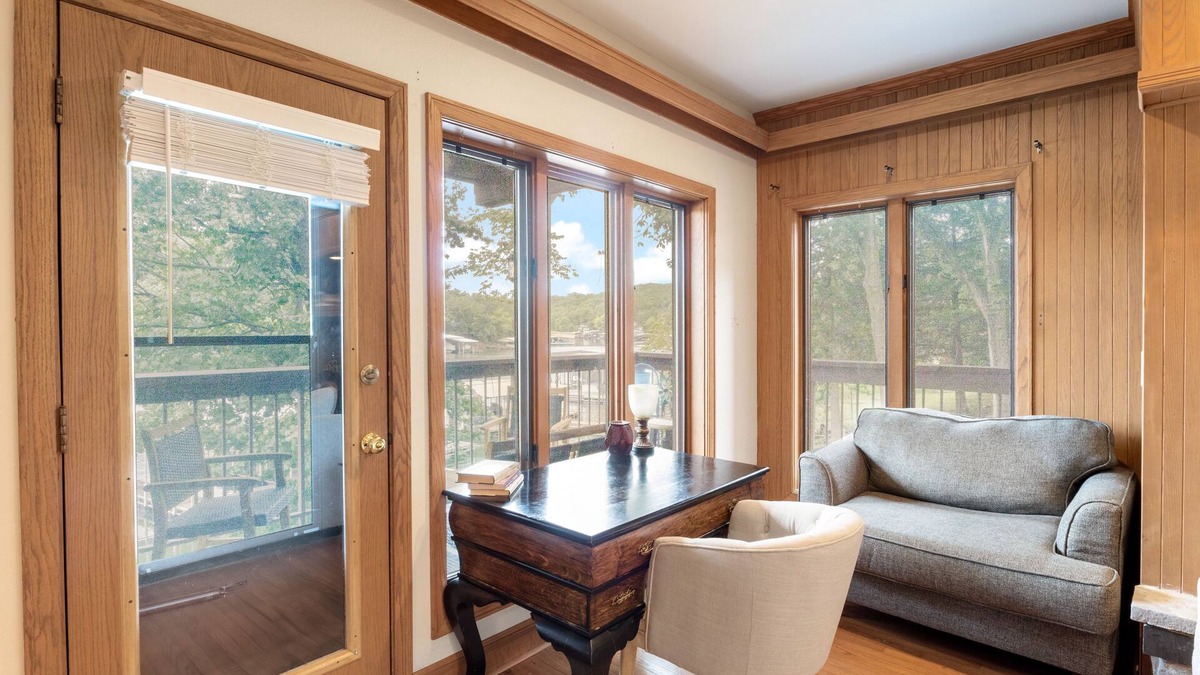 Osage Beach House | Stunning Lake Views, Pools, Wildlife, Pet-Friendly