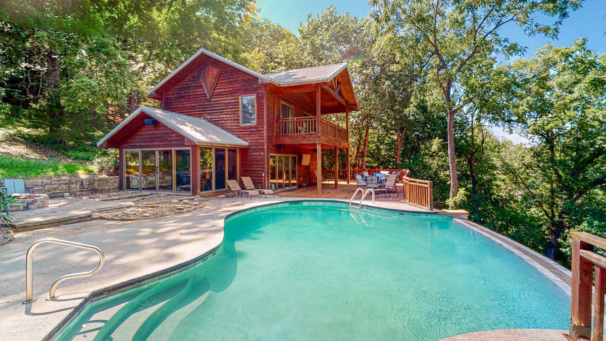 Bentonville - Fayetteville Cabin | Stunning lakefront home with guesthouse, private infinity pool, sauna & firepit