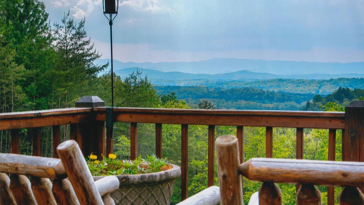 My Mountain Cabin | Stunning long-range mountain views, perfect getaway with paved roads all the way