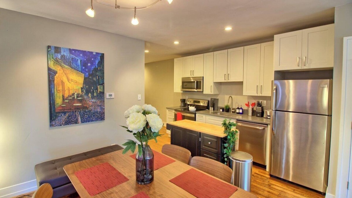 St. Louis Apartment | Stunning Minimalist Gem | Fenced Backyard + W/D