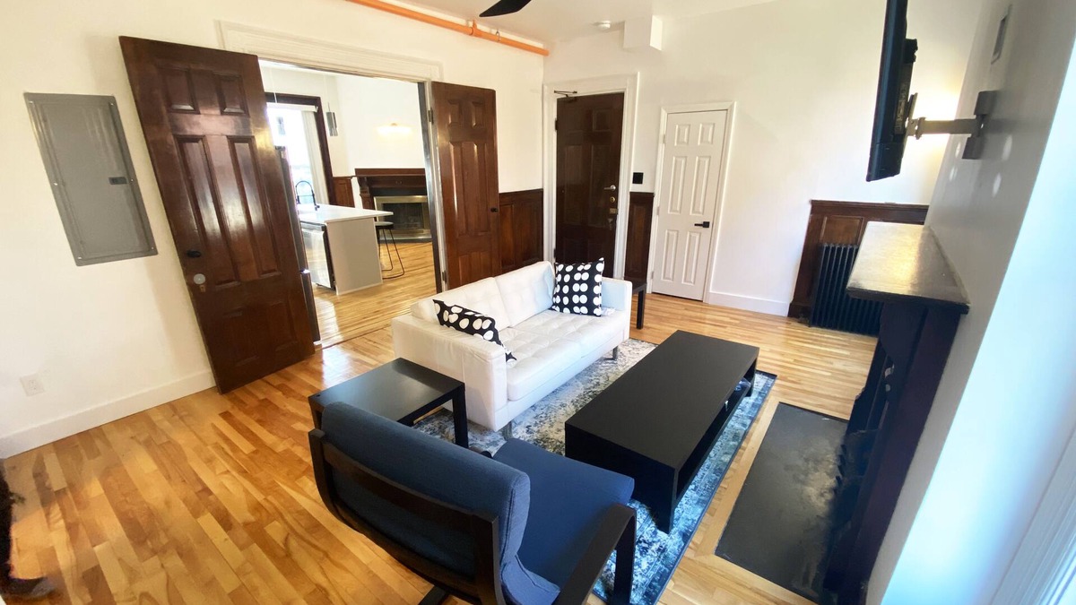 Parkside House | Stunning - modern 2 bedroom Victorian mansion pad