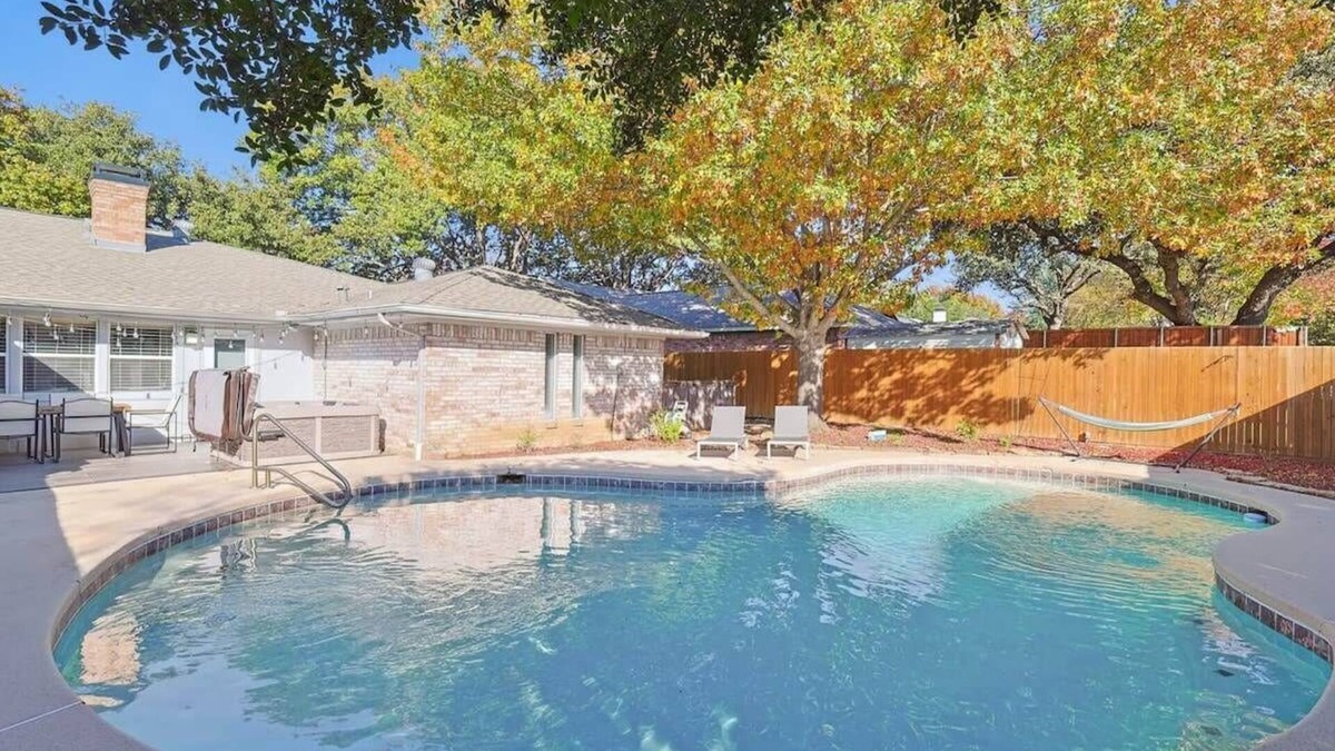 Plano House | Stunning Modern Rustic House - Pool,Playroom,Patio