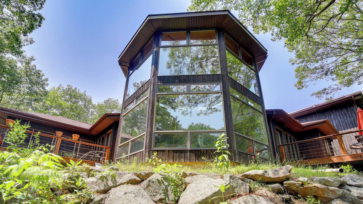 Monroe House | Stunning Monroe Home w/ Sunroom & Deck!