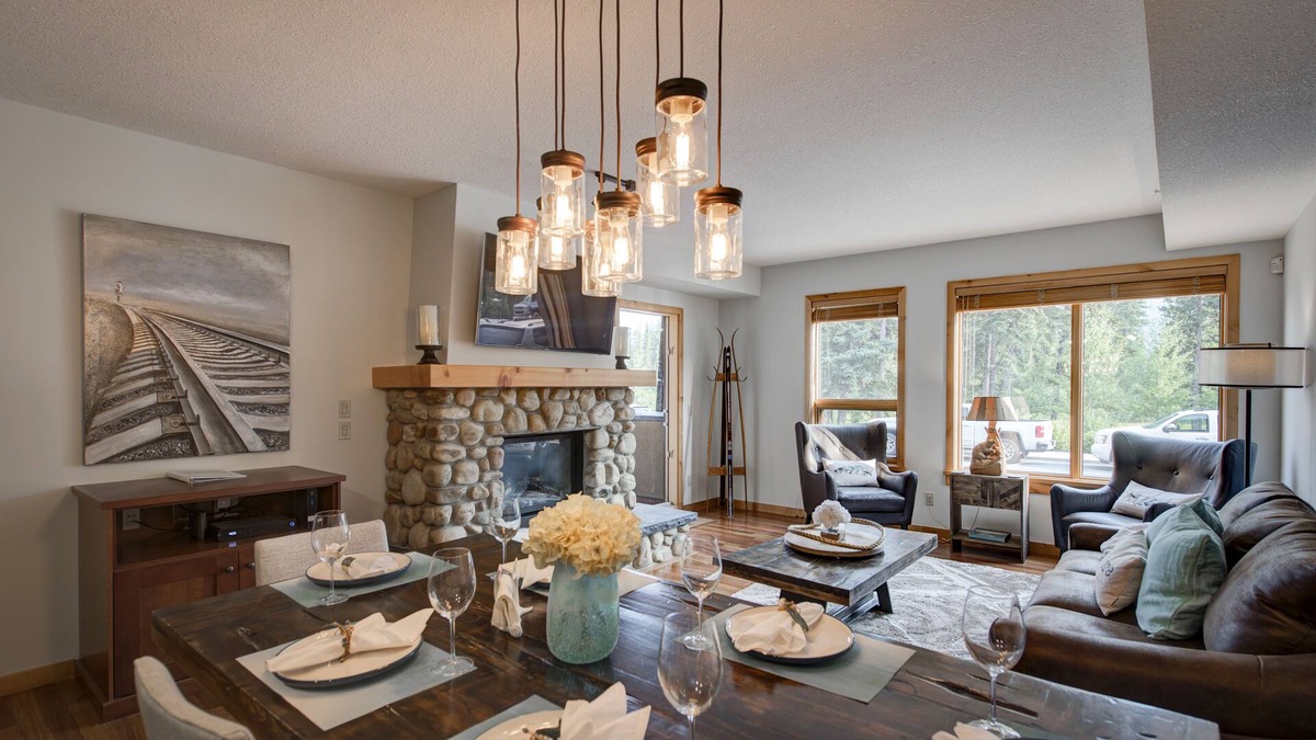 Canmore Condo | Stunning Mountain Retreat in Rundle Cliffs Lodge - Spring Creek Mountain Village