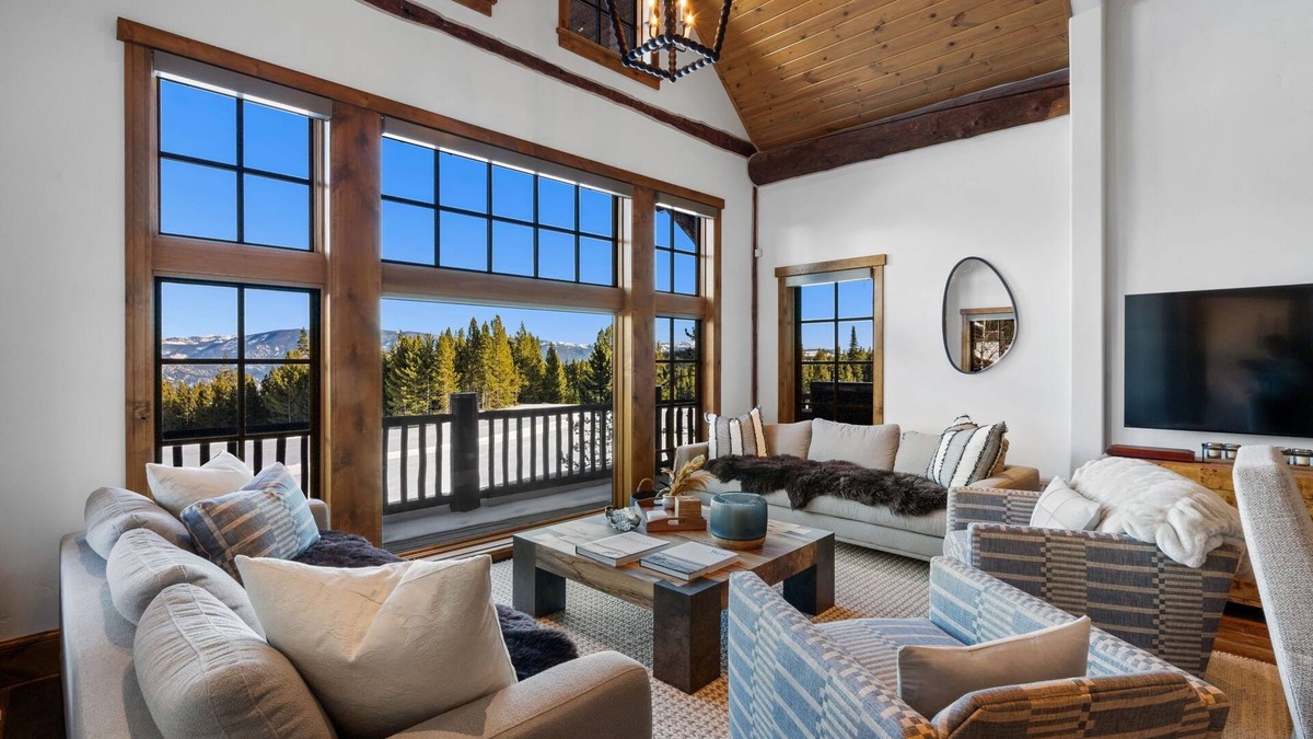 Spanish Peaks House | Stunning Mountain Retreat Located in Spanish Peaks