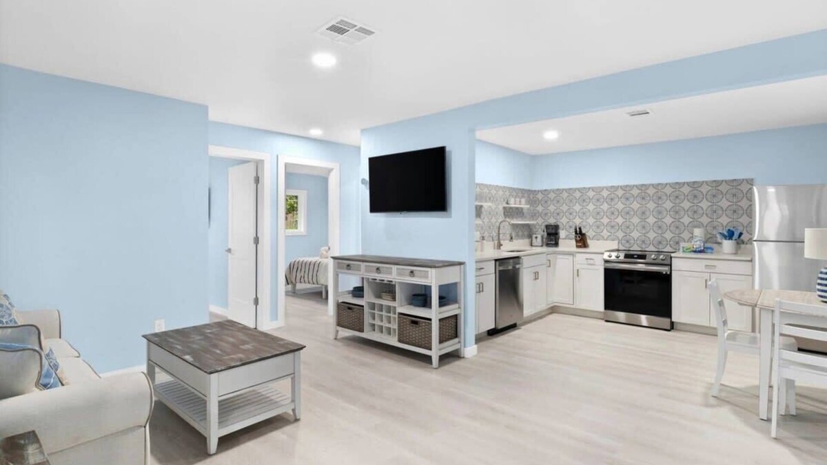 McGregor House | Stunning Newly Renovated River District Residence
