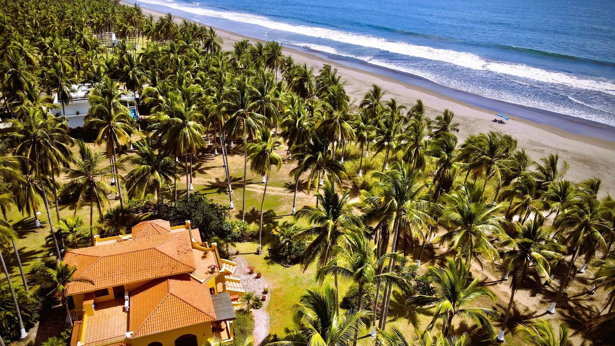 Zacualpan House | Stunning ocean front villa on a 9-mile protected turtle reserve beach