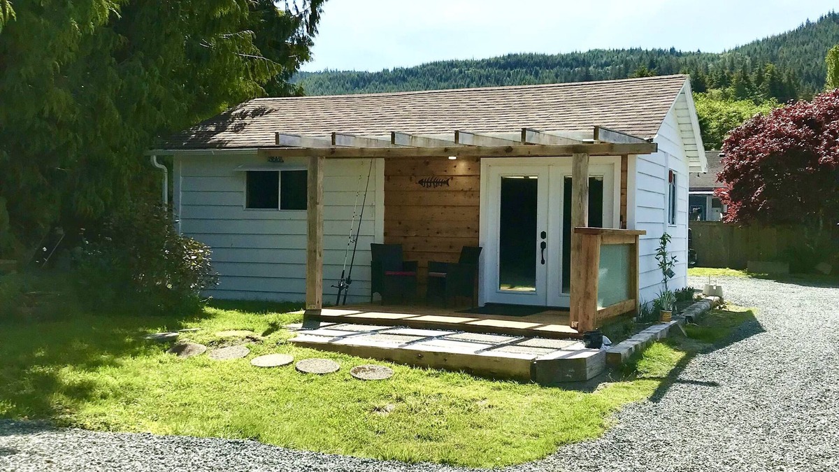 Port Renfrew Cabin | Stunning Ocean Front Cabin - Wynter’s Cabin