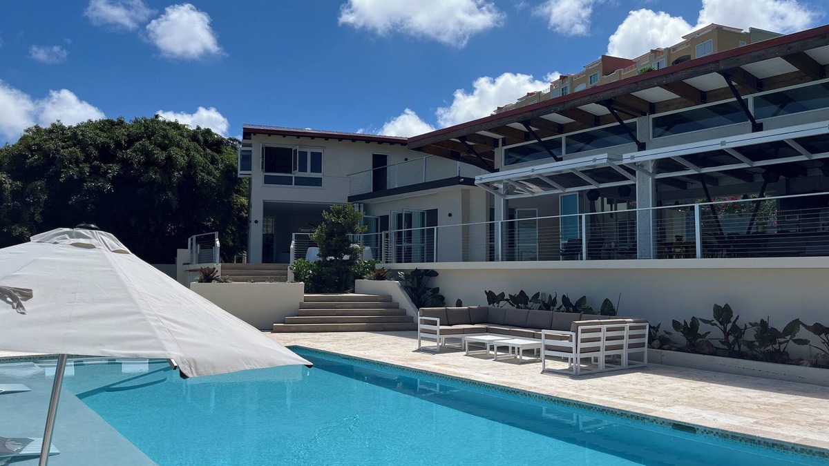 Fajardo House | Stunning ocean front villa with pool and power generator. 10min drive to beach