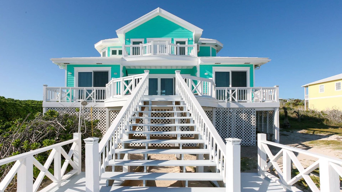 Great Guana Cay House | Stunning Oceanfront 3bd 3ba Villa, Great Guana Cay, Abacos Completely Restored