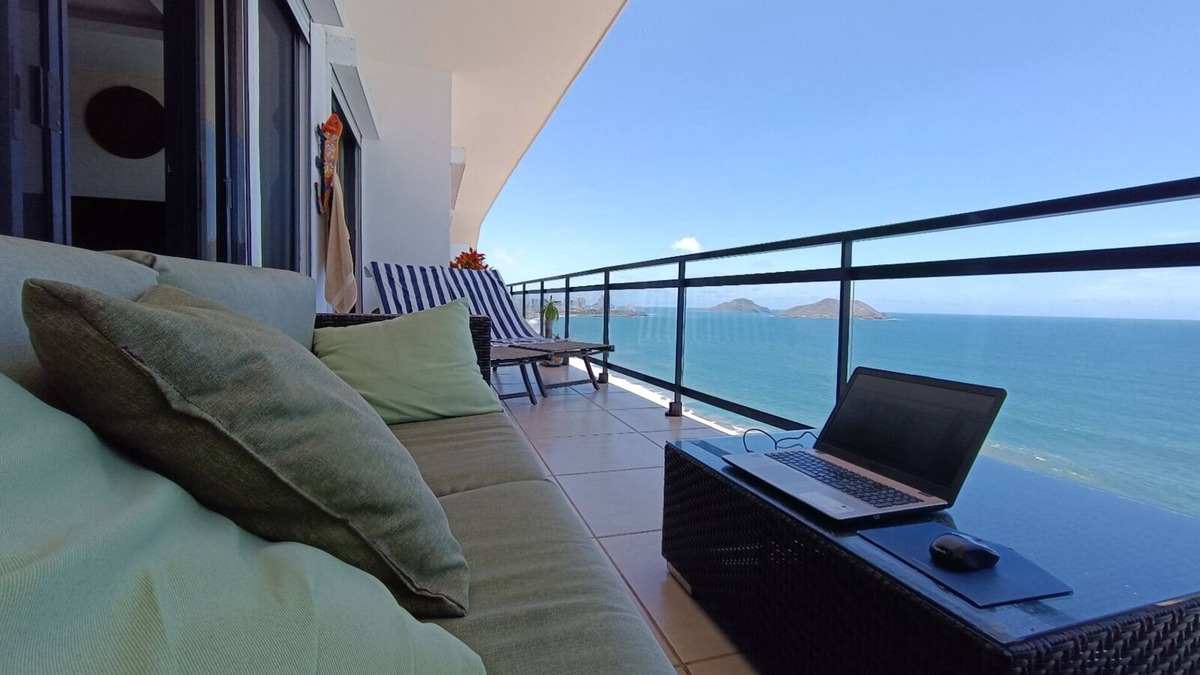 Cerritos Condo | Stunning Oceanfront Pearl Tower Condo - Pool, Gym & Sunsets - 3 beds/4baths