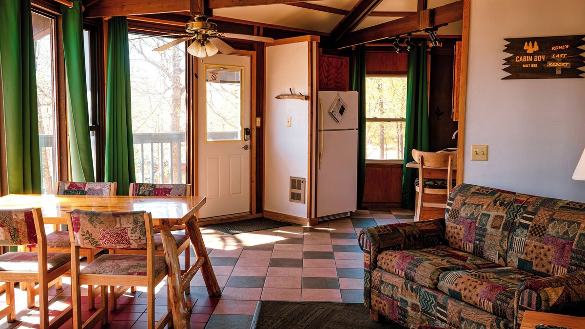Puposky Cabin | Stunning Octagon Cabin Getaway