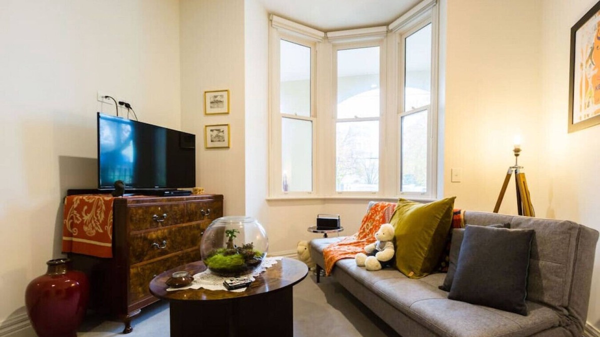 Fitzroy Apartment | Stunning One Bedroom Apartment in Fitzroy