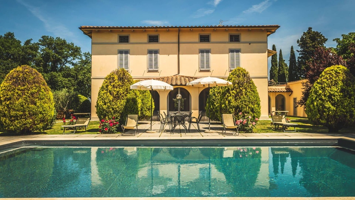 Po' Bandino Villa | Stunning private villa with WIFI, private pool, A/C, TV, veranda, parking, close to Montepulciano