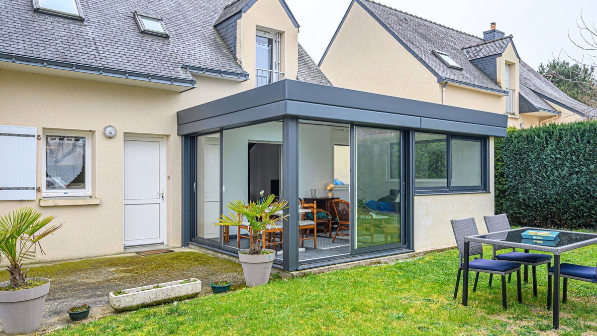 Saint-Philibert House | Stunning private villa for 7 guests with WIFI, TV, terrace and pets allowed