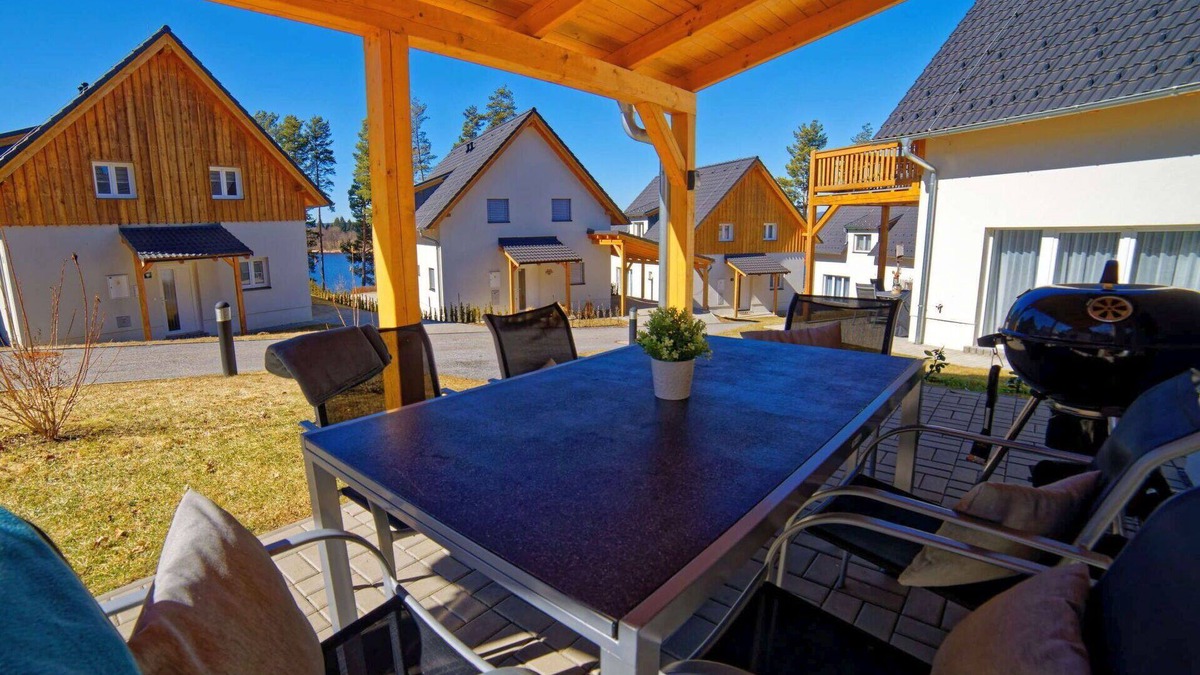 Lojzova Paseka House | Stunning private villa for 10 guests with WIFI, TV, terrace and parking