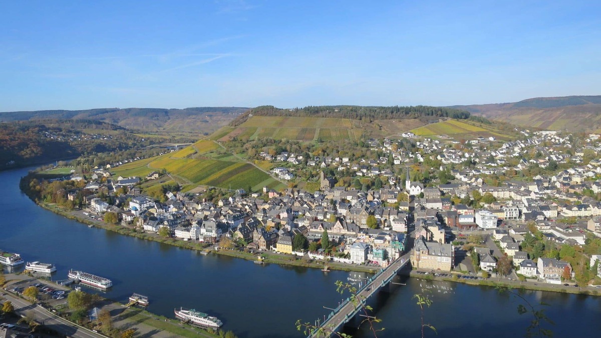 Traben-Trarbach House | Stunning private villa for 5 people with WIFI, TV, terrace, pets allowed and parking