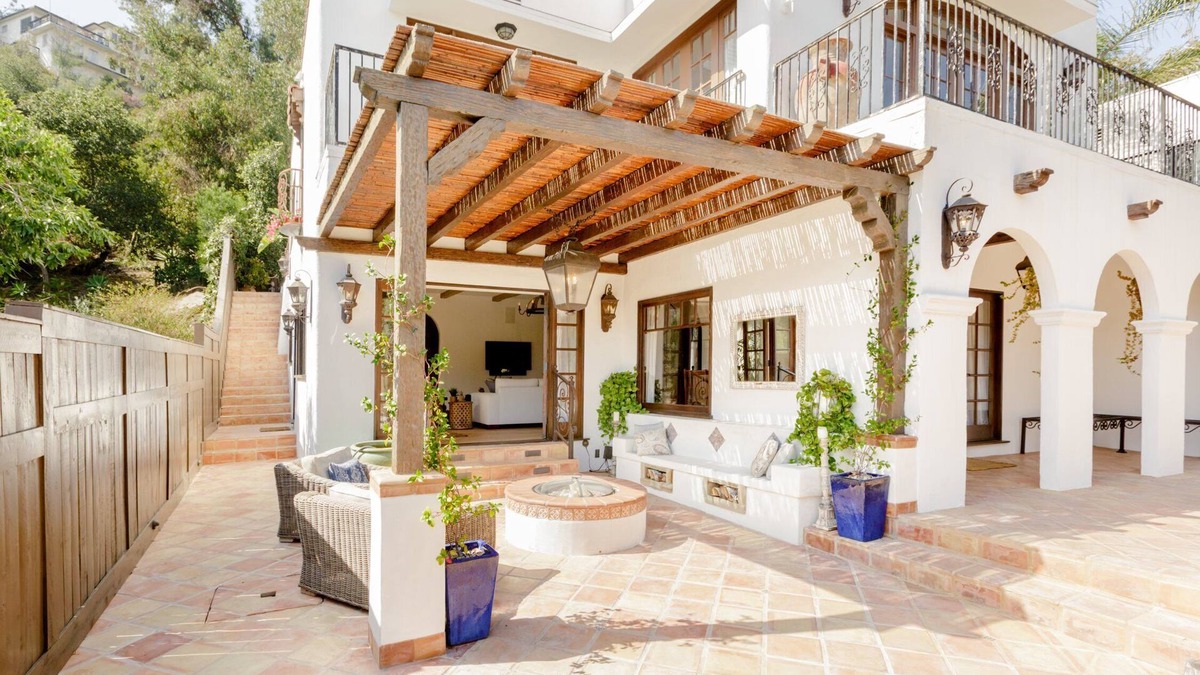 Hollywood Villa | STUNNING private Designer villa/duplex in the top of Hollywood Hills.
