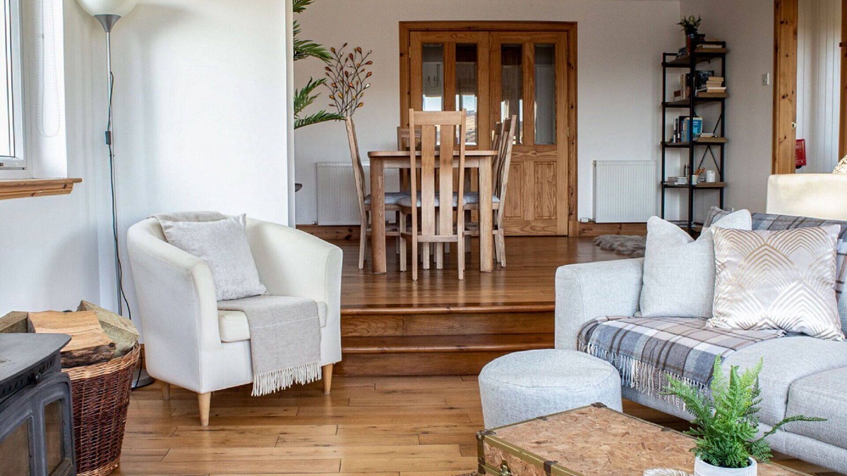 Bornesketaig House | Stunning private villa for 6 people with TV and parking