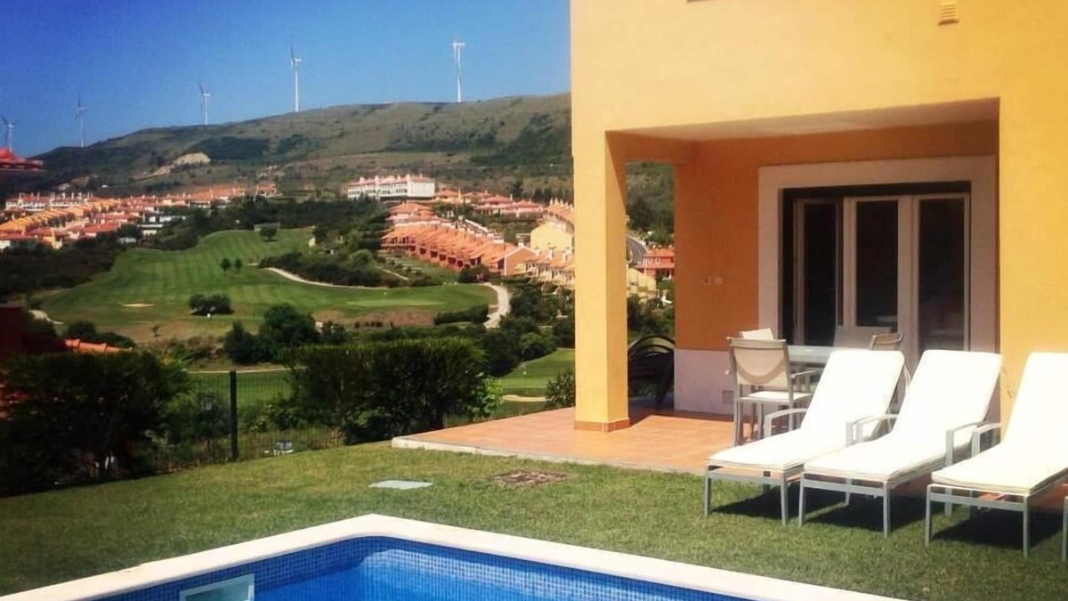 Cadriceira House | Stunning Private Pool And Garden On Golf Course With Views