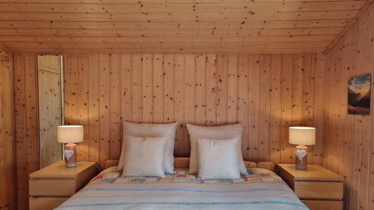 Sembrancher House | Stunning private villa for 6 people with WIFI, terrace and parking
