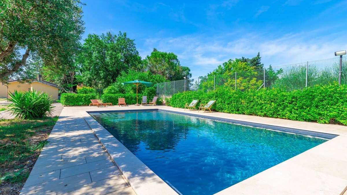 Urbisaglia House | Stunning private villa for 7 people with WIFI, private pool, TV, patio, panoramic view and parking
