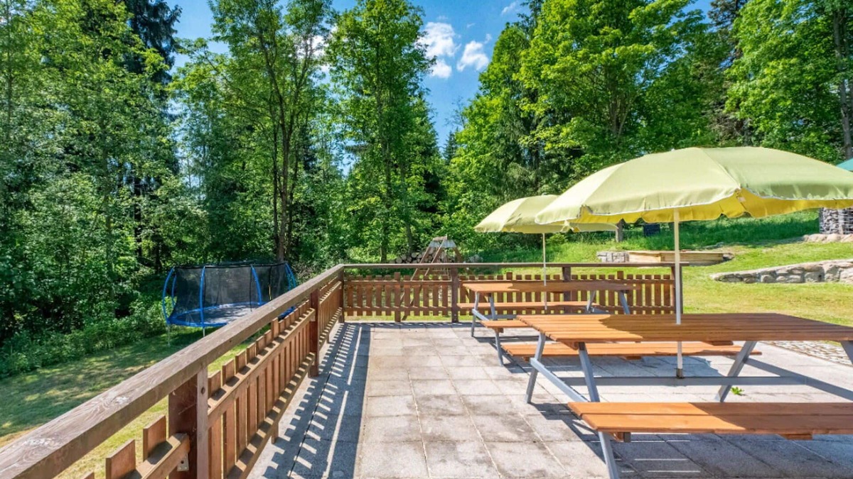 Harrachov House | Stunning private villa for 28 people with WIFI, TV, patio, panoramic view and parking