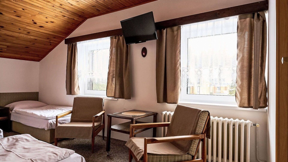 Harrachov House | Stunning private villa for 12 people with WIFI, TV, balcony and pets allowed