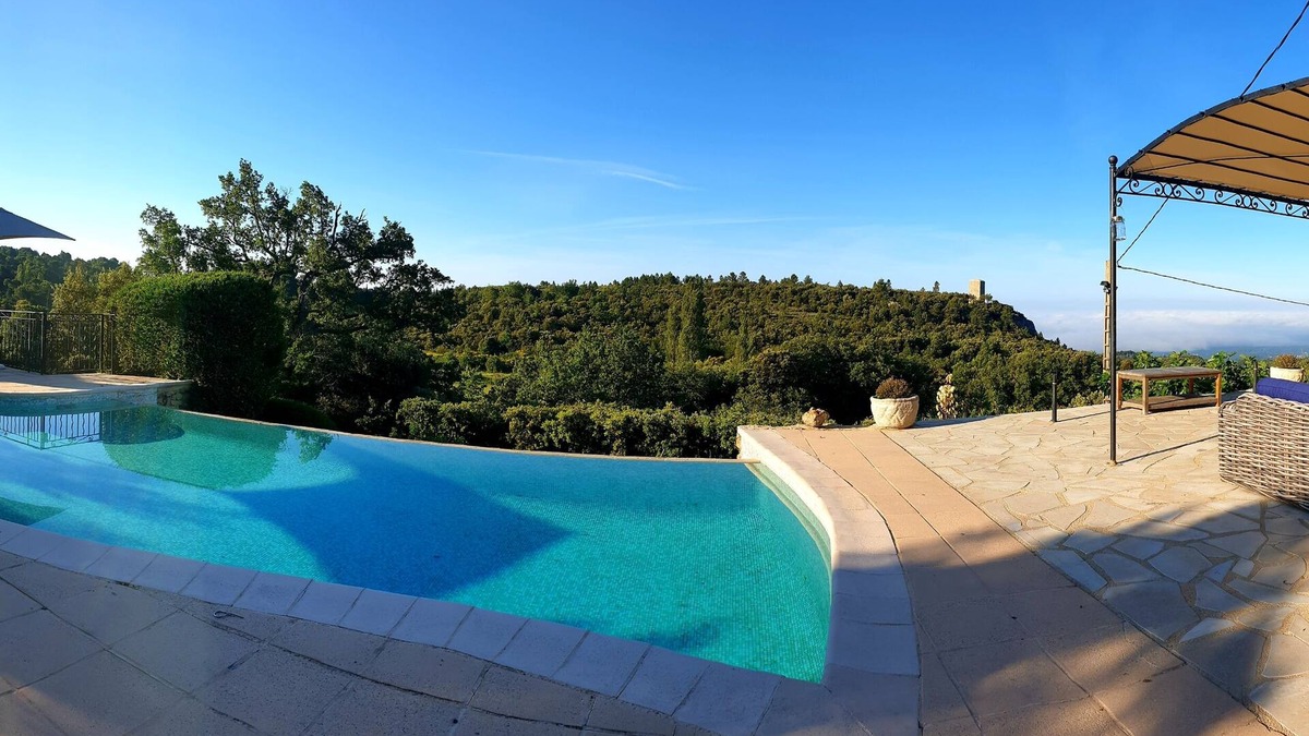 Tourtour Villa | Stunning Provencal View