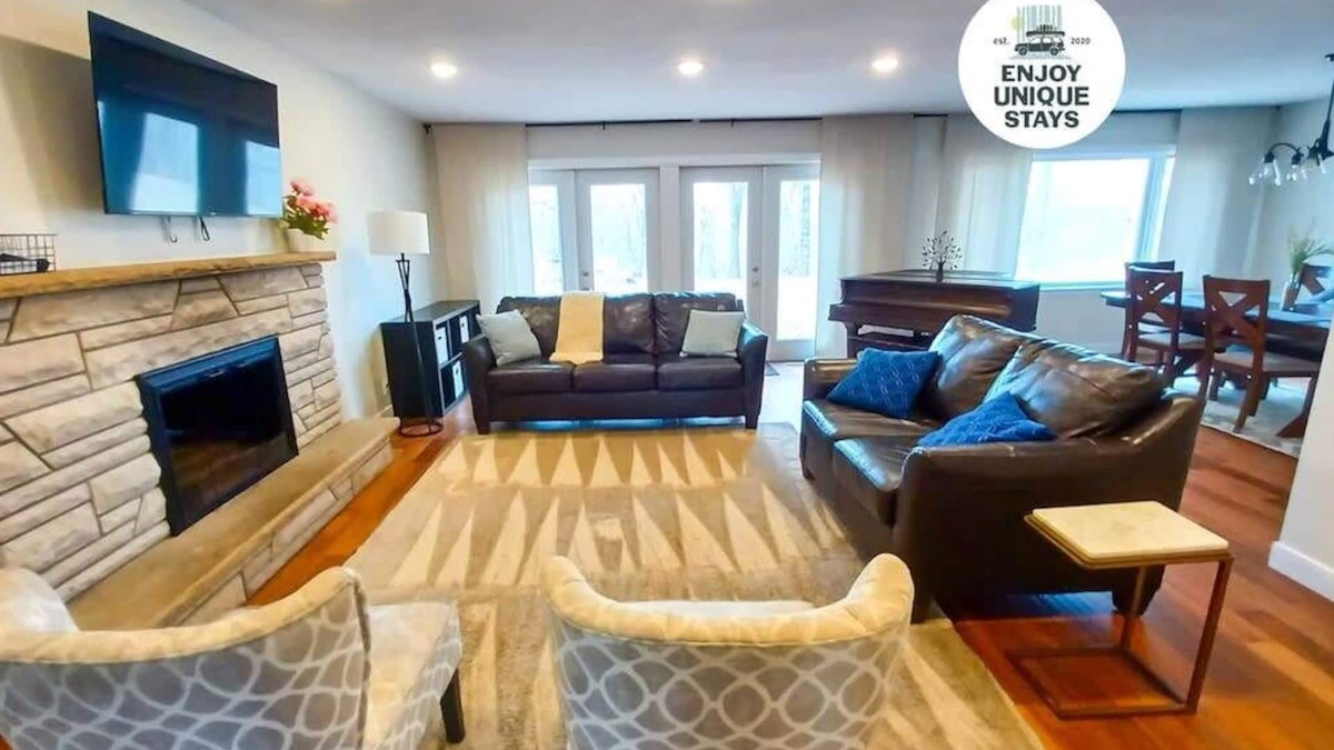 Berrien Springs Apartment | Stunning Ranch in the woods!