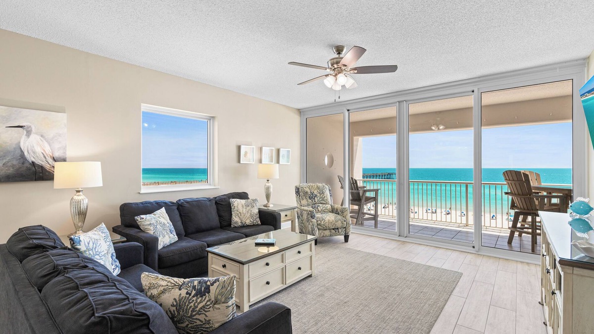 Navarre Beach Condo | Stunning Regency end unit with beach service!