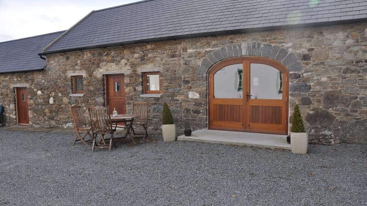 Hook Head House | Stunning Renovated Country Barn