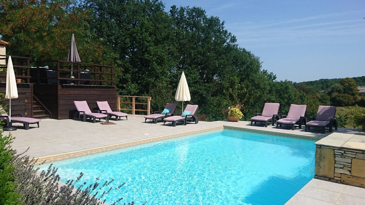 Thedirac Other | Stunning restored farmhouse, heated pool, private walled garden,edge of village