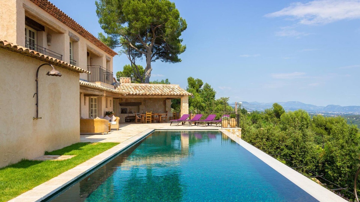 Tourrettes-sur-Loup Villa | Stunning Sea Views - Luxury architect designed villa, heated pool & tennis court