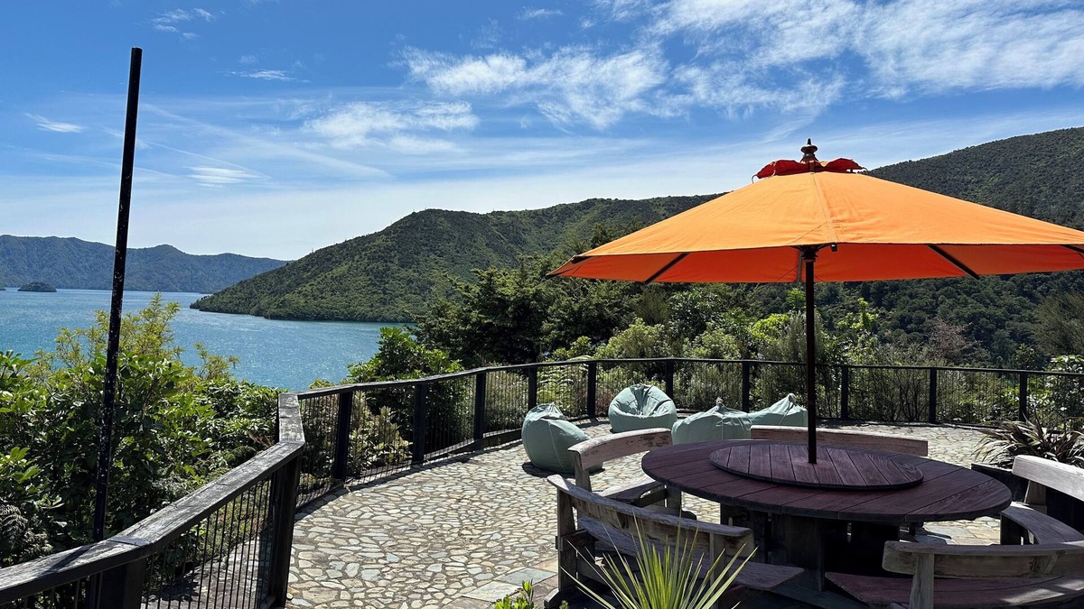 Whatamango Bay House | Stunning sea views from every room, an art filled retreat & drive on access