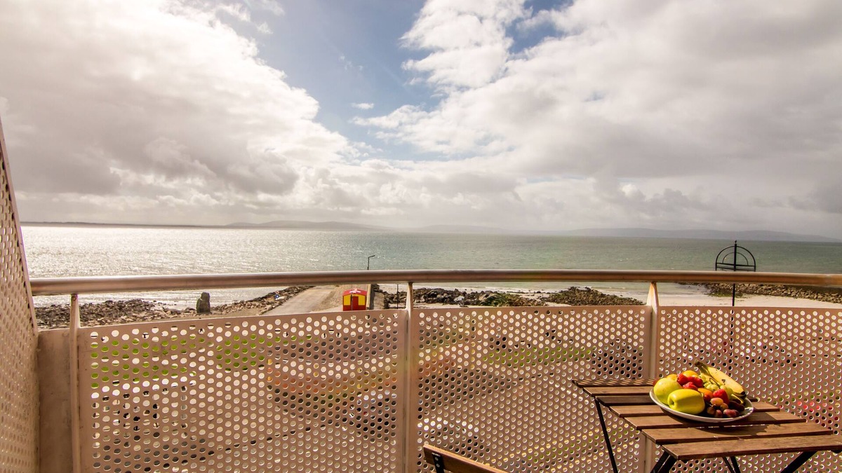 Galway Apartment | Stunning Sea-View self-catering apartments in Salthill, Galway