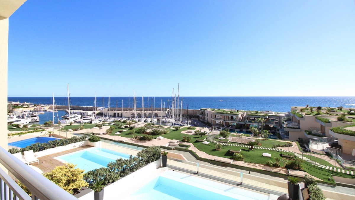 Paceville Apartment | Stunning Seafront Portomaso Apartment w/terraces