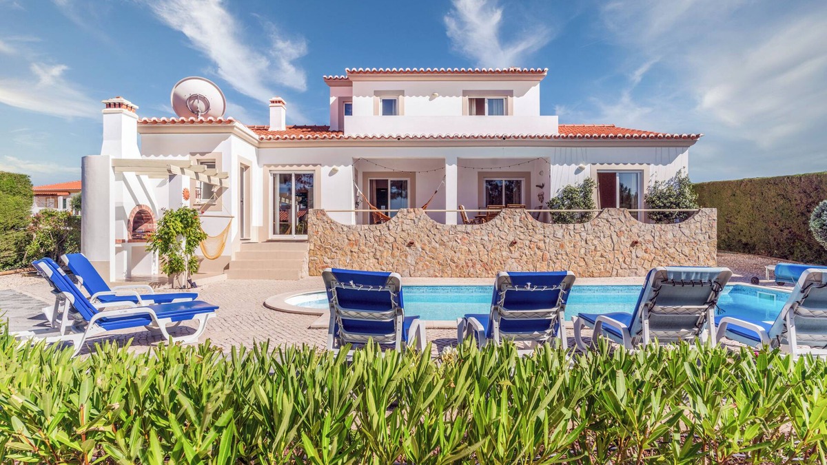 Aljezur House | Stunning Seaside Family Villa With Swiming Pool