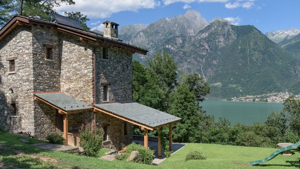 Sorico Villa | Stunning secluded 4 Bedroom Lake Como Villa